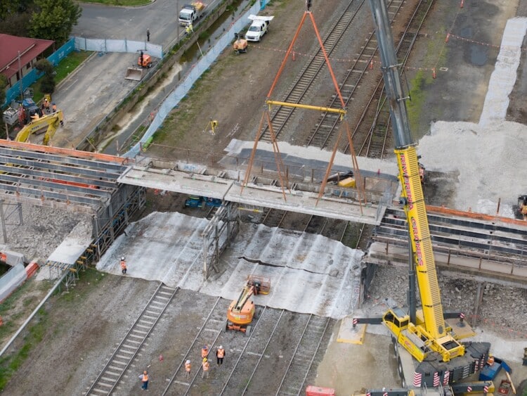 New bridge taking shape to support Inland Rail